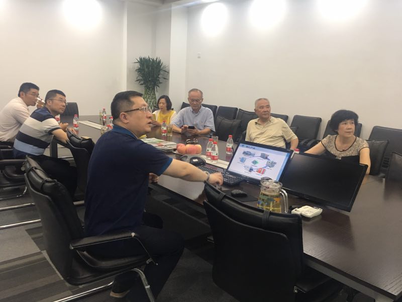 热烈欢迎政协主席贡培兴、新产业研究会副会长张建等一行参观米兰·(milan)中国官方网站科技